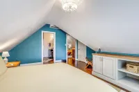 Walk to Dtwn: Colorful Cañon City Home w/ Grill! - 4-Star