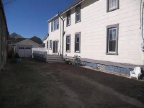 Across Street BEACH HOUSE