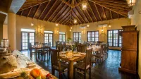 Aura Resort & Spa - breakfast
