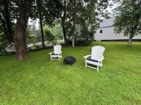 Charming Victorian Estate with AC, WiFi with water views in East Boothbay