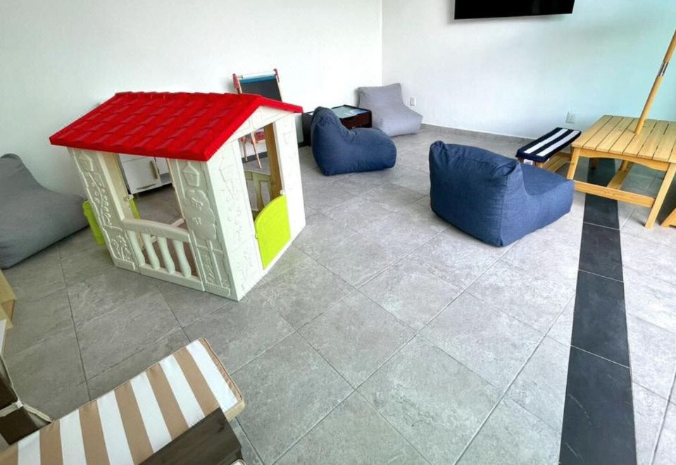 Ehden Vacation Suites 골프코스 뷰