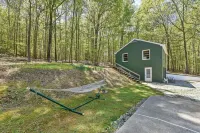 Peaceful Mountain Retreat Near Appalachian Trail, Wineries, Breweries and More