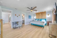 Barefoot Salty by AvantStay Private Pool