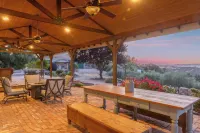 Olive Ranch by AvantStay Enjoy Sunsets over the Valley 4.5 Acre Ranch Home