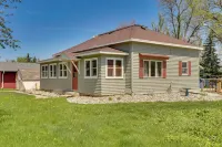 Vacation Rental Near South Dakota State University - 3-Star