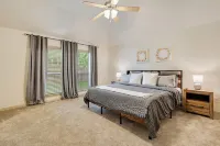 The Knob – Cozy 3-Bedroom Elegant Retreat Hotel in zona Dallas IVF - McKinney