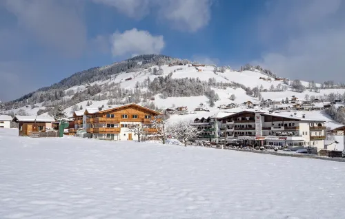 Hotel der Wastlhof - Pools, Spa & Eigene Reitschule Hotels in Worgl