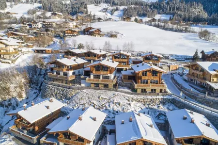 Nationalpark Chalet Hohe Warte Отели в г. Гемайнде Нойкирхен ам Гросвенедигер