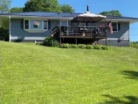 2bdrm East Burke Apt  *Great Location*