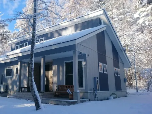 아반티 샬레 하쿠바