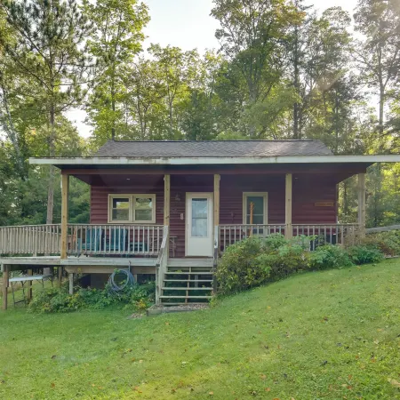 Waterfront Mercer Cabin w/ Wraparound Porch!