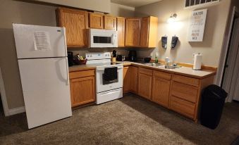 Downtown Mother in Law Suite Anchorage - 0223412000mpi4m496671 R 339 206 R5 D
