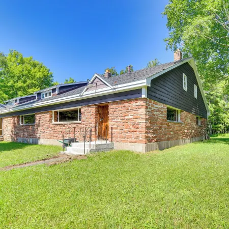 1 Mi to Lake Superior: Cottage w/ Sauna & Rec Room