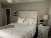 The Owl and Magnolia