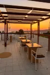 Paridian Living - balcony
