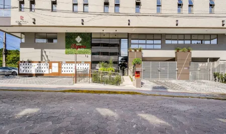 Your Exclusive Stay With Pool and Jacuzzi Just 500 Meters From the Beach - ELF Отели рядом с достопримечательностью «Lagoa Beach»