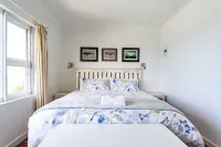 Modern Beach Apartment