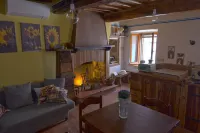 THE BREATH OF THE LAKE - Where every stone tells and silence heals. Hotels in Baschi