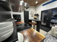 Layla Haus-Tiny Home W/Private Yard ~ Pet Friendly