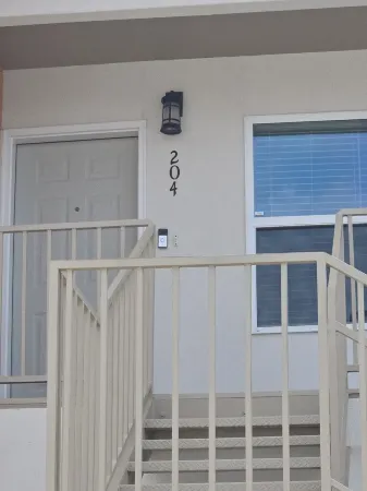 Charming 2-bedroom condo in fabulous Eagle Pass with AC, WiFi.