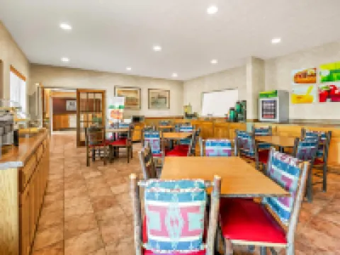 Quality Inn & Suites Hotels in Wise County