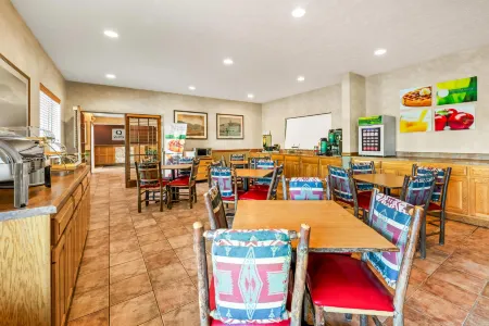 Quality Inn & Suites Отели в г. Нортон