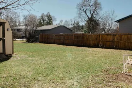 Charming House Near Popular Park
