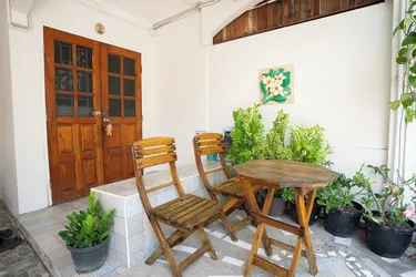 รูปภาพของSpacious 3-Storey Townhouse near Nimman & Old city