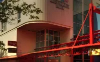 The Lonsdale Quay Hotel Hotels in Metro Vancouver