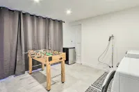 Upscale Waterbury Retreat w/ Indoor Hot Tub! - Wifi