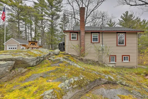Cute Gilford Cottage w/ Grill - Walk to Marina - que admiten mascotas