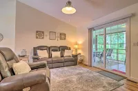 Updated Cottage at Lake Junaluska Golf Course! Các khách sạn ở Canton