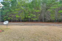 9 Mi to Dtwn: Greenville Home w/ Screened Patio! - 3-Star