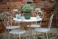 Banwell-luxury 4 bedroom cottage in Oxfordshire: families, groups, pets, wi-fi