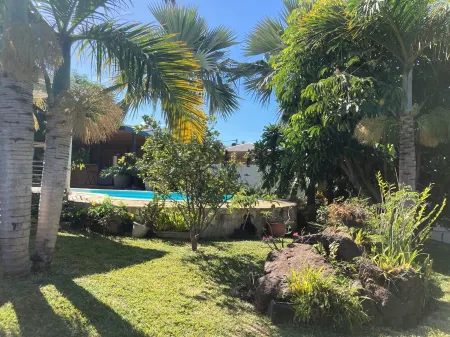 Magnificent villa with swimming pool Отели рядом с достопримечательностью «Келония»