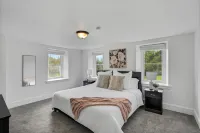 Spacious 5-bedroom farmhouse near Coatesville