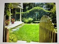 Cozy 1 bedroom with fenced in yard,  porch and association lake beach access