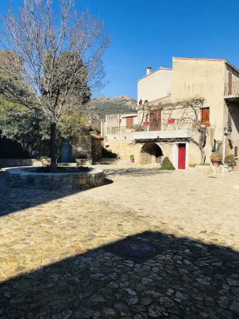 Jolie Maison de Village à Santa Reparata