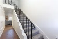 Newly Remodeled House in a Quiet Neighborhood. Hotels in Leon Valley