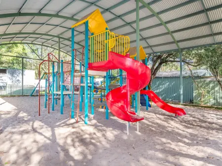 Rockingham Holiday Village Отели в г. Рокингем