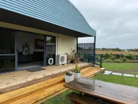 Protea Cottage. Relax-Explore-Work. 3km to Town.