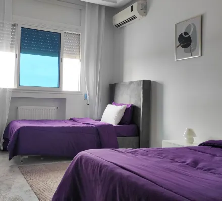 Lighthouse House with Lake View and Shopping