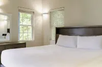 Tibay Villas - Private 2 Bedroom, 3 bathroom Villa