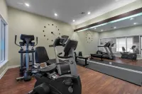 Luxe Condo in Norwich Less Than 3 Minutes From Mohegan Sun