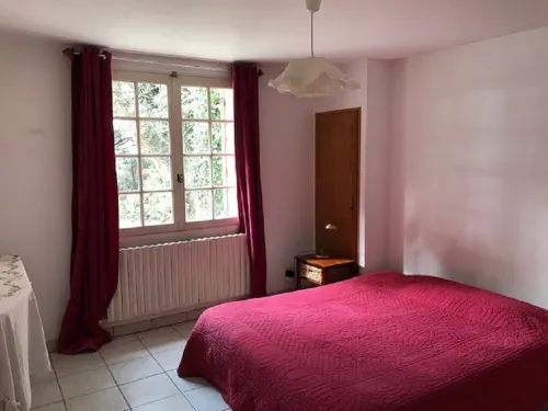 Grande Maison Idéale Pour Deux Couples Hotel a Velleron