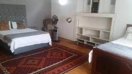 FULLY FURNISHED HOME FOR YOU Отели рядом с достопримечательностью «Terra Nova Seedlings»