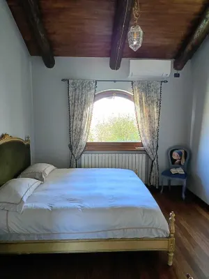 House in Monforte d'Alba with view of vineyards