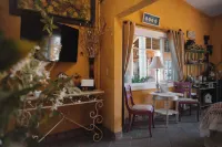 Viña Calabria Golondrina Junior Suite with Patio Hotels in Villa de Juarez