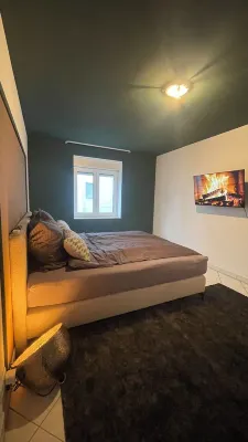 Exclusive city apartment with balcony and a 4-minute walk to the city center