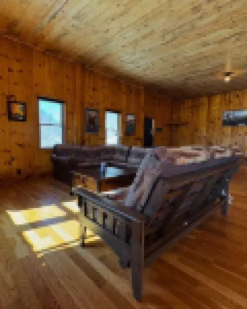 Cozy cabin conveniently located for fisherman on the Green River in Wyoming